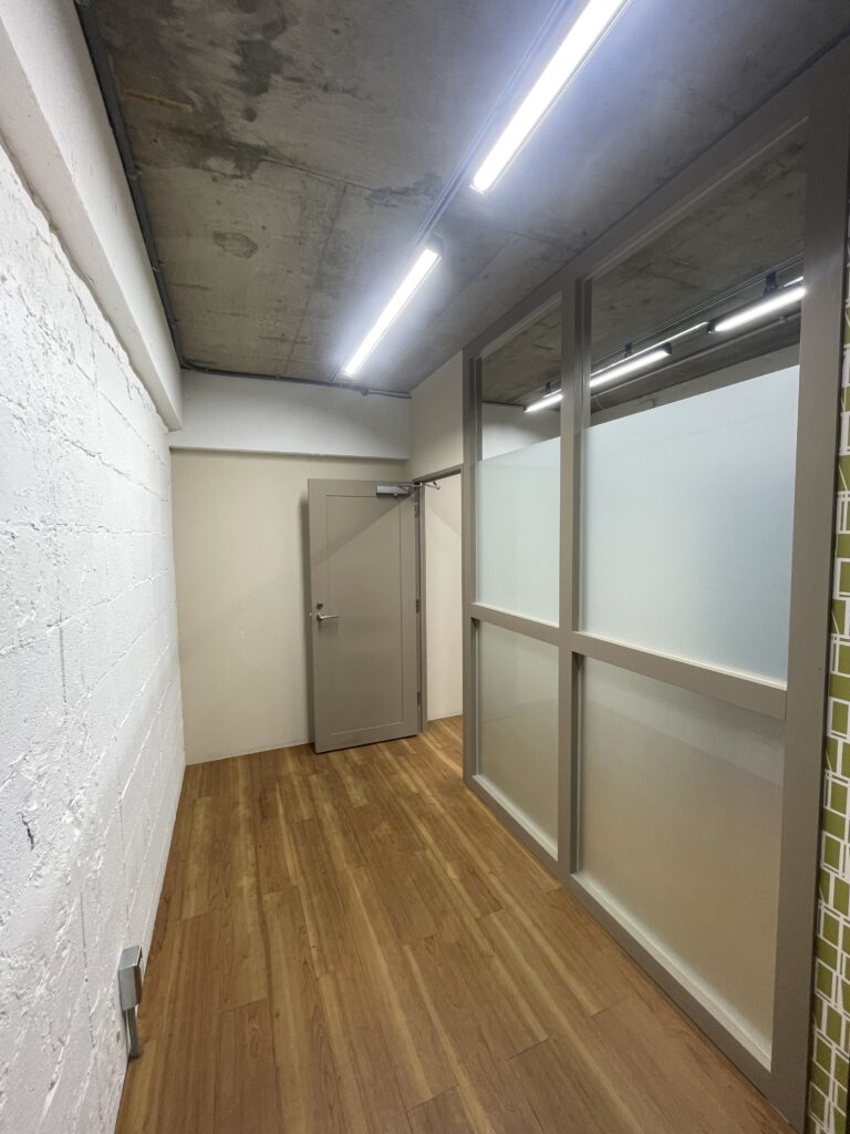 【シェアオフィス 初台駅徒歩6分】デザイン性とコスパを両立した専用オフィスの写真6