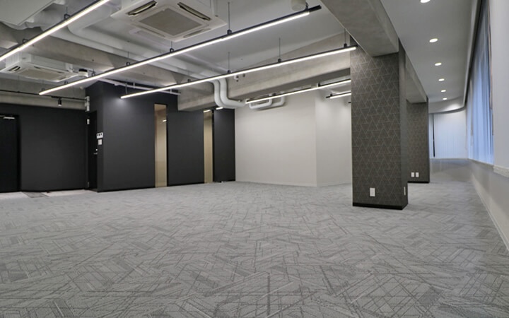 【セットアップ 本郷三丁目駅】トラディショナルな街に融合するモダンスタイル