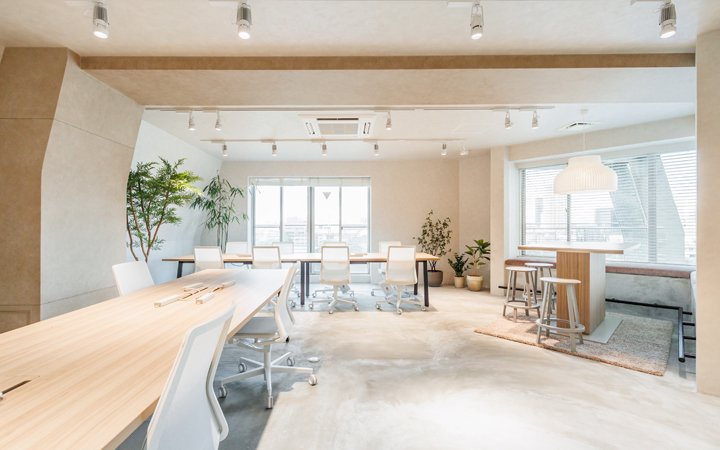 【セットアップ 市ヶ谷駅徒歩7分】意匠性に優れたメゾネットオフィス