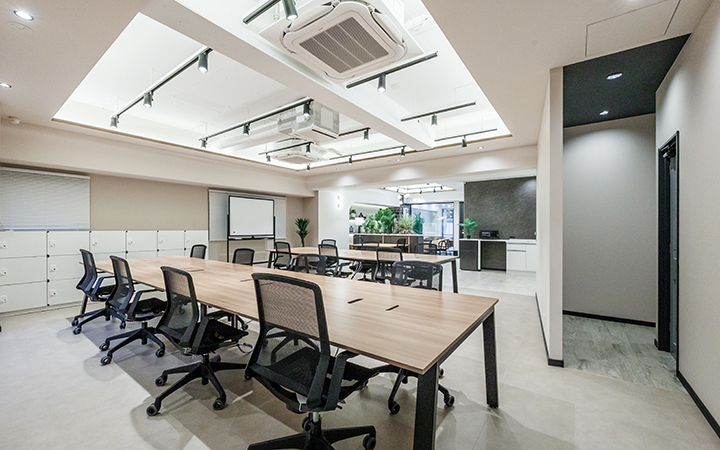 【セットアップ 市ヶ谷駅徒歩3分】会議室2室とWebブース完備の高品質オフィス