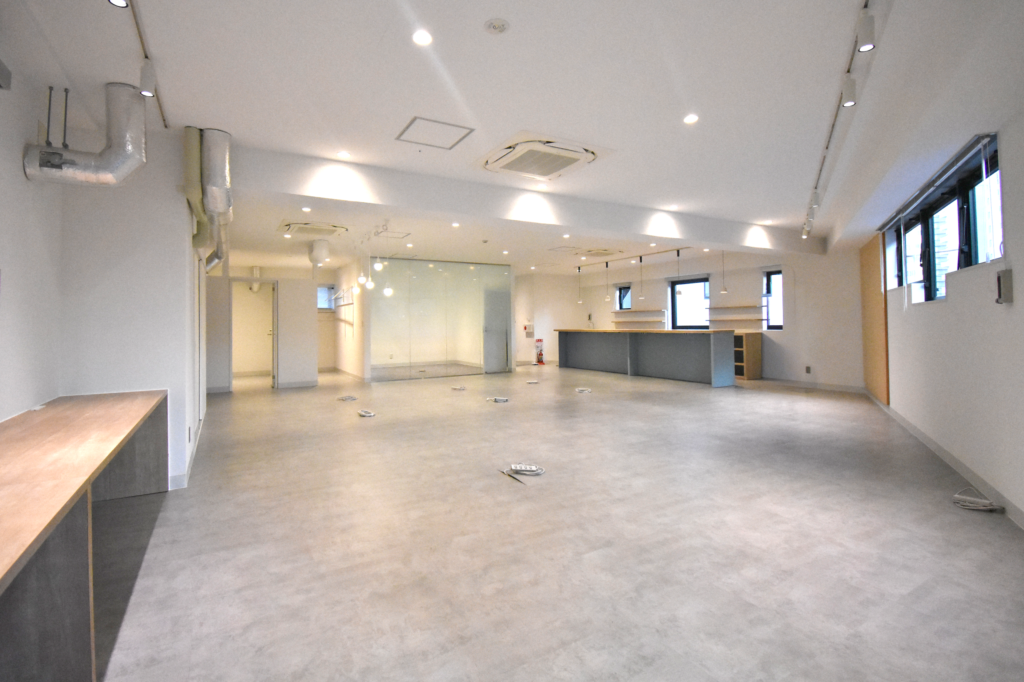 【セットアップ 不動前駅】敷金0プランも利用可の内装付きオフィスの写真1