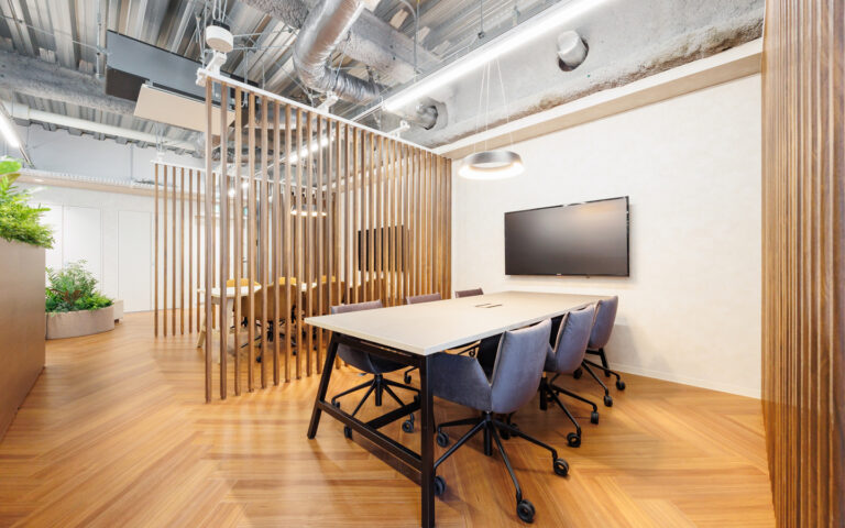 【セットアップ 日本橋駅徒歩2分】コストを抑えて即入居可能な高機能オフィス