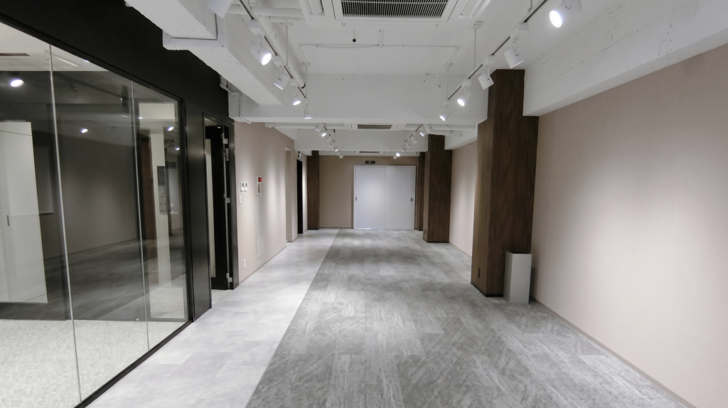 【セットアップ 御成門駅徒歩4分】会議室付き＆初期コスト削減なセットアップオフィスの写真4