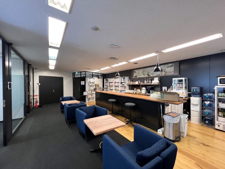 恵比寿駅徒歩4分！会議室完備＆洗練デザインの居抜きオフィス