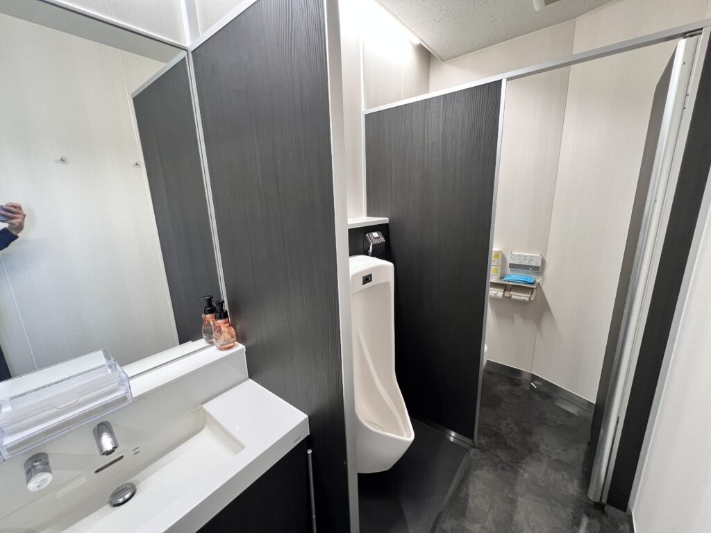 恵比寿駅徒歩4分！会議室完備＆洗練デザインの居抜きオフィスの写真7