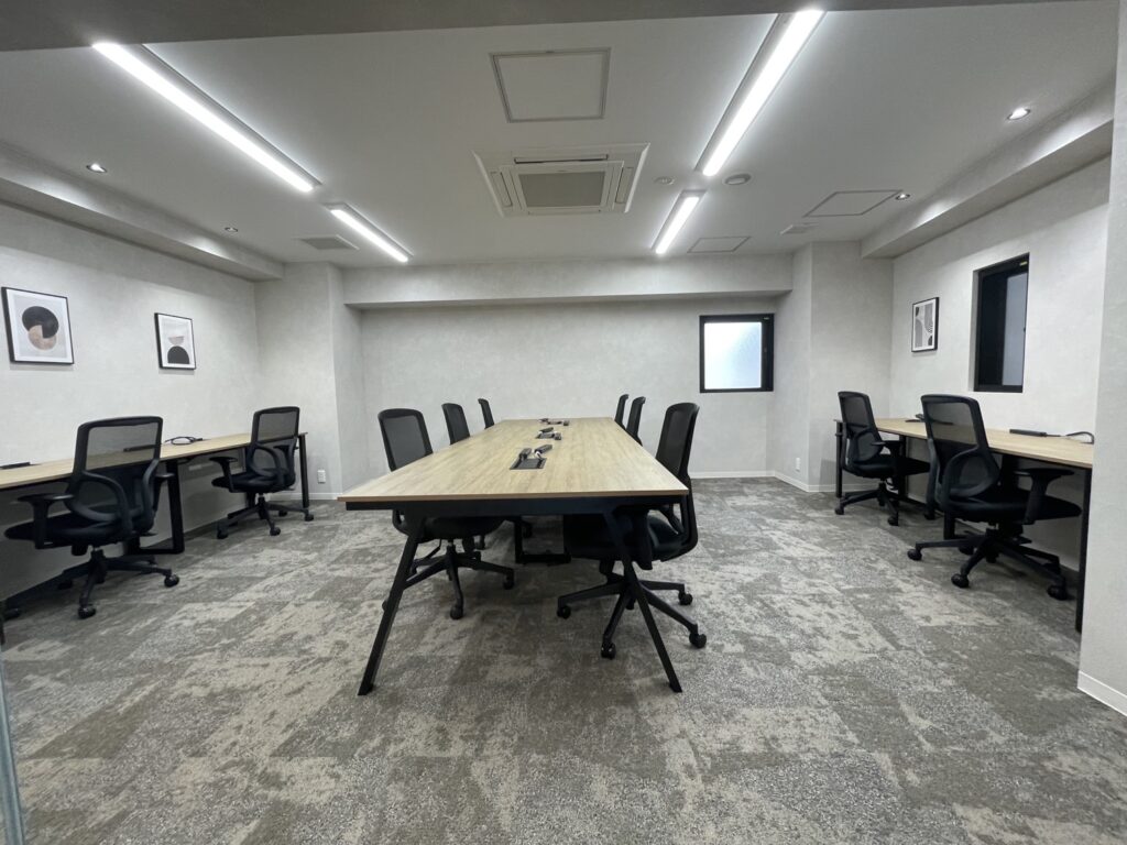 東京都港区の人気エリアに築浅の会議室付きセットアップオフィスの写真4