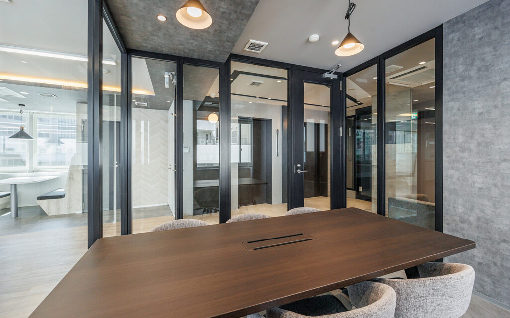 【セットアップ 秋葉原駅4分】会議室・フォンブース完備の機能的オフィスの写真1