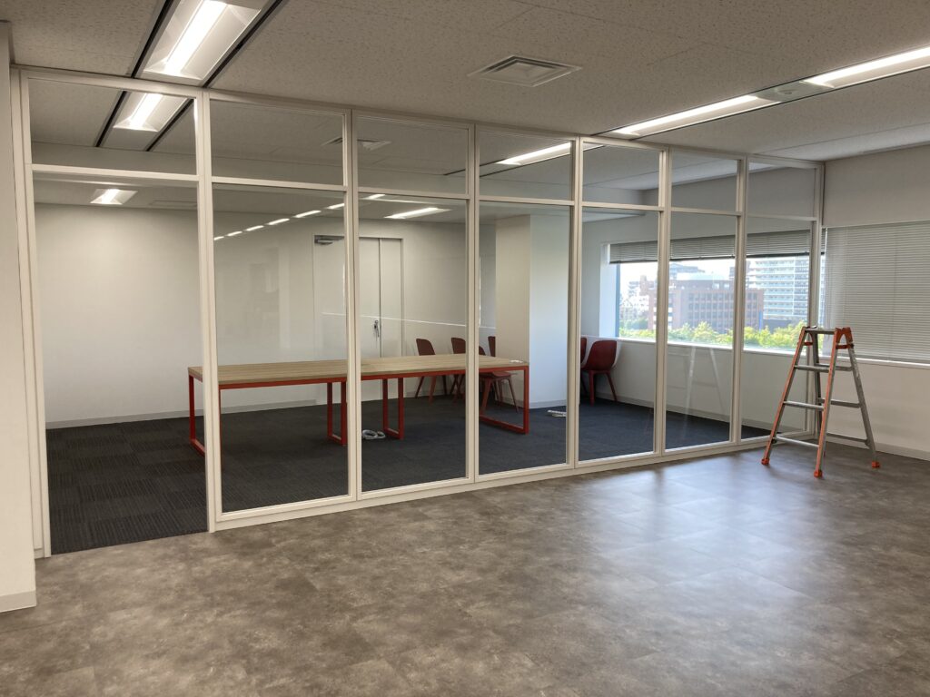 木場駅徒歩3分！眺望良好な高層階大型ワンフロアオフィスの写真3