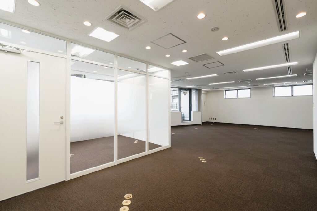 渋谷・原宿2駅利用可能！神南の会議室付き『居抜き』オフィスの写真4