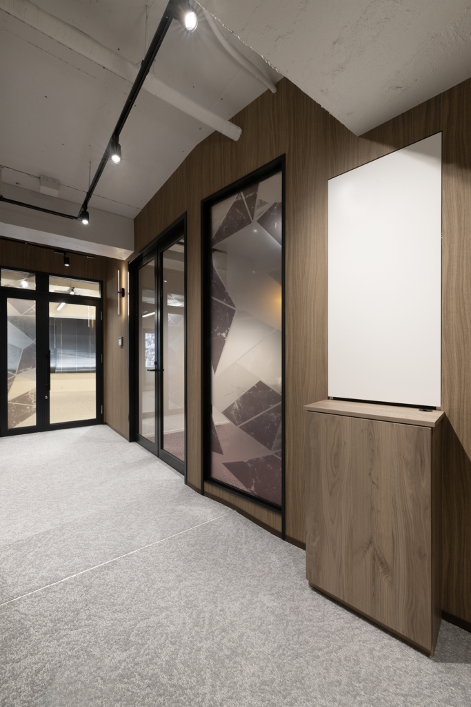 【セットアップ 神田駅】会議室・ラウンジ完備モダンオフィスの写真5