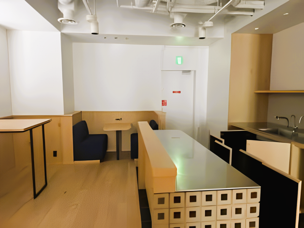 都心4駅アクセス良好！屋上庭園付きで充実設備の居抜きオフィスの写真4