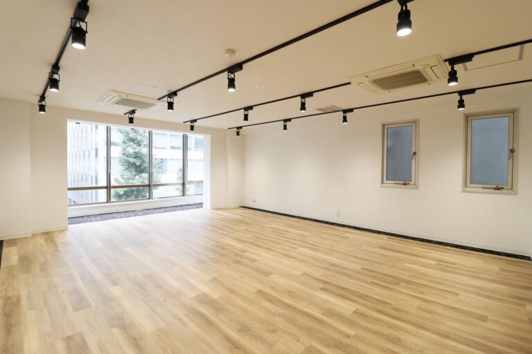 虎ノ門駅徒歩1分！会議室完備ハイグレードオフィス