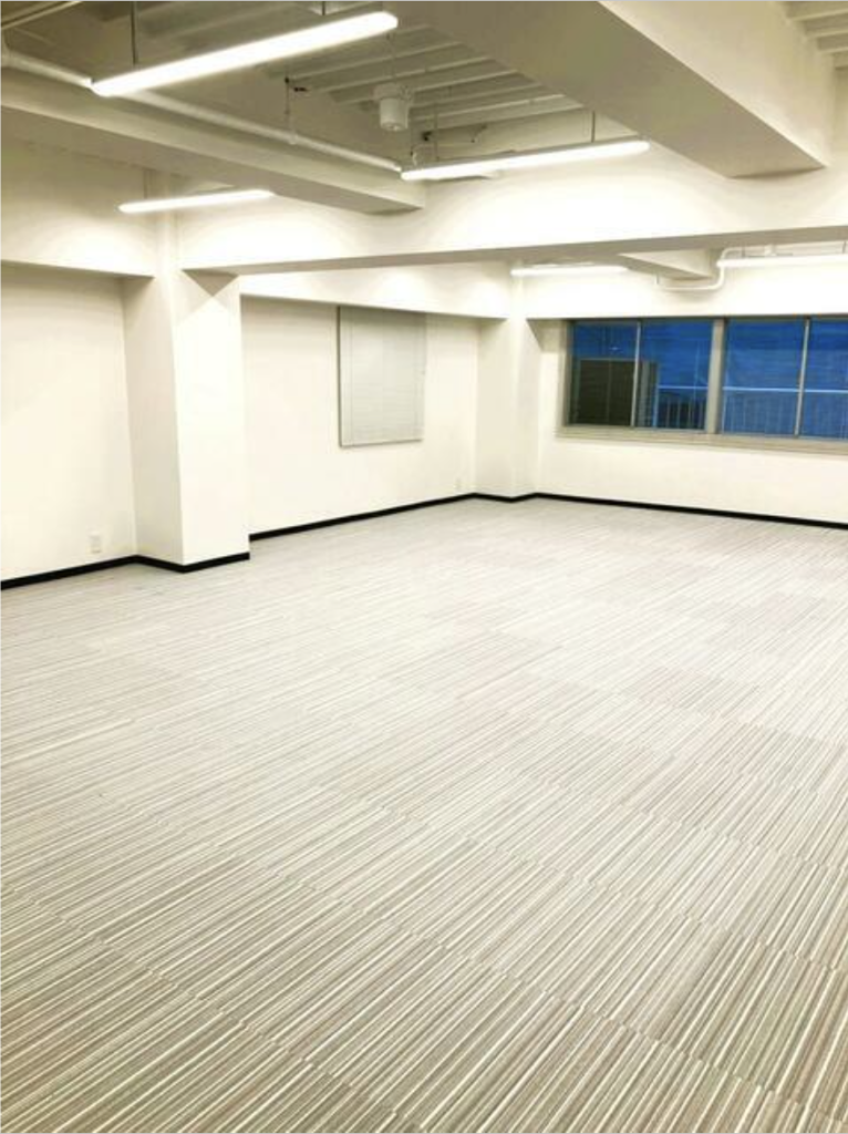 銀座や東京も近い新富町駅徒歩3分！バルコニー付きセットアップの写真3