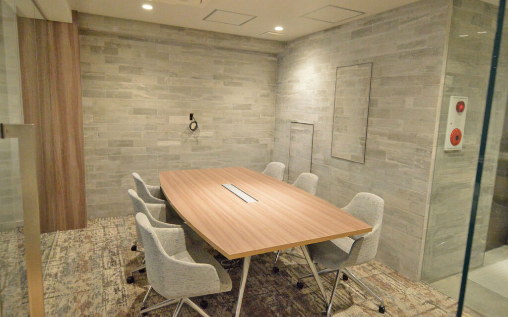 【セットアップ 日本橋駅徒歩3分】開放感と都心の利便性を両立した高機能オフィスの写真5