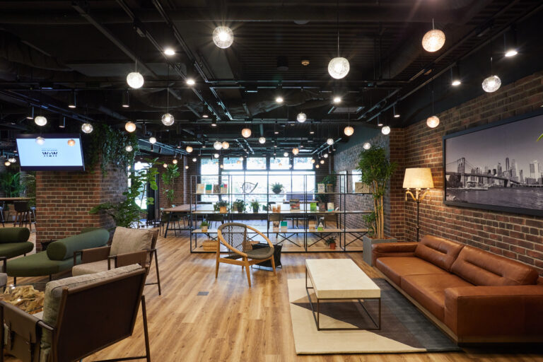 【セットアップ 六本木一丁目駅】ラウンジ・会議室・フォンブース完備で組織運営を効率化！