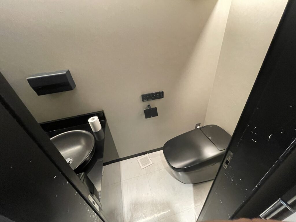 五反田駅徒歩3分の好立地！黒天井がおしゃれなモダンデザインの写真7