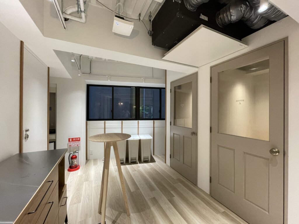 渋谷駅5分！デジタルホワイトボード搭載会議室付きオフィスの写真6