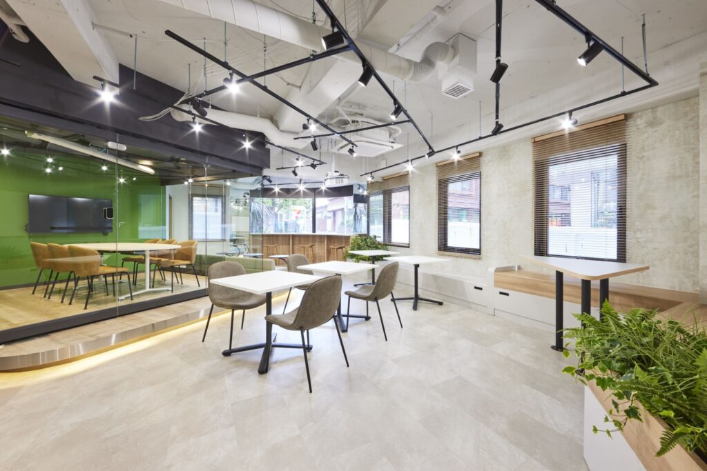 高田馬場駅徒歩3分！家具・シェアラウンジ・会議室完備オフィスの写真7