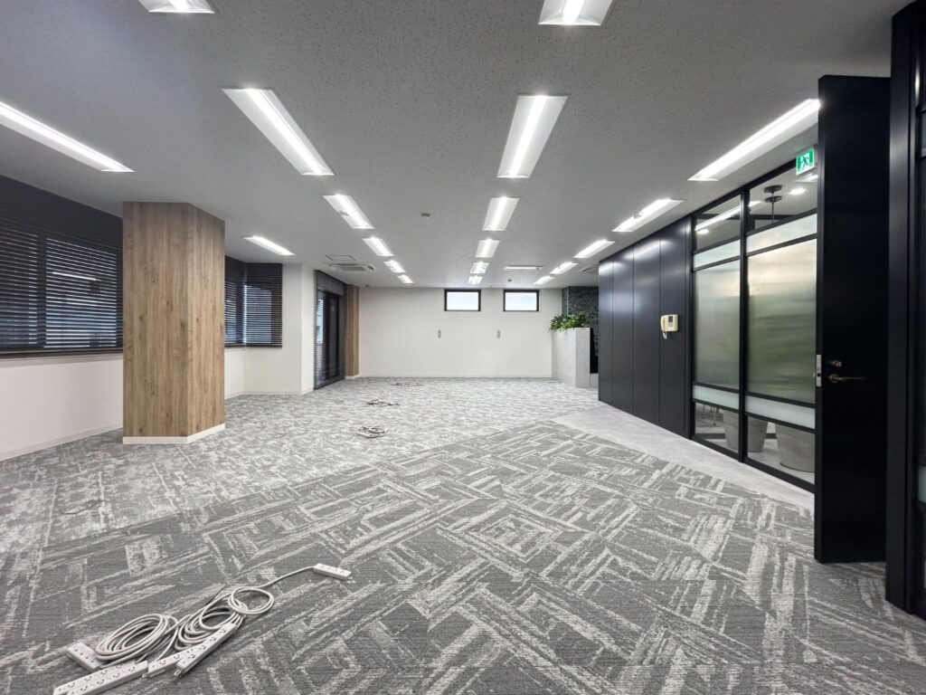茅場町徒歩5分!アクセス性抜群&会議室充実のハーフセットアップの写真3