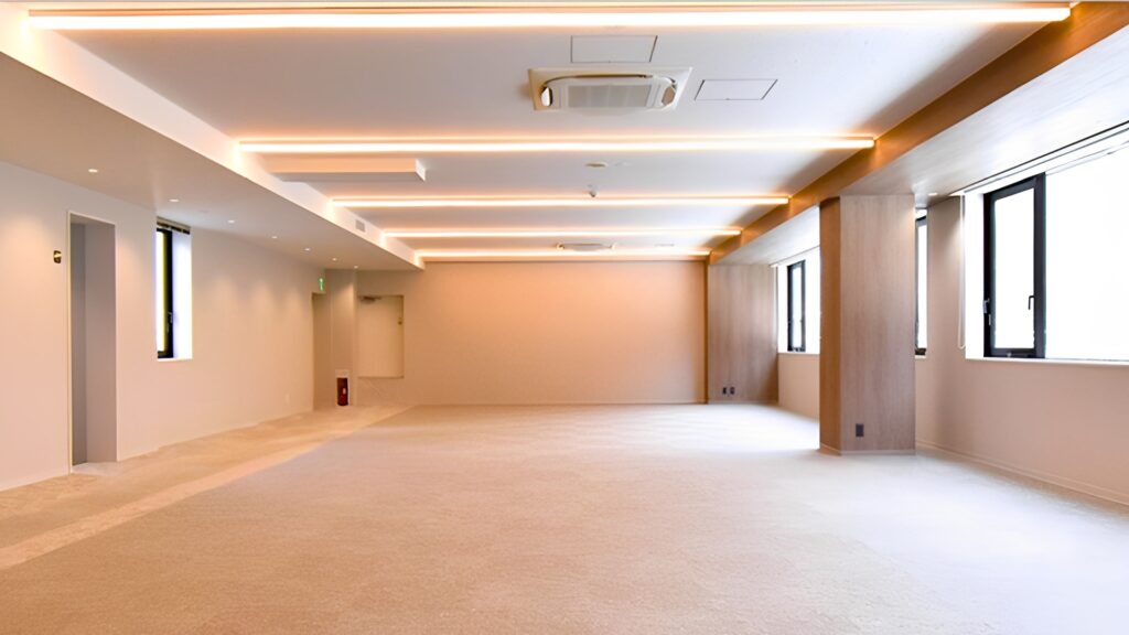 【セットアップ 明治神宮前駅5分】敷金0&会議室3室完備オフィスの写真1