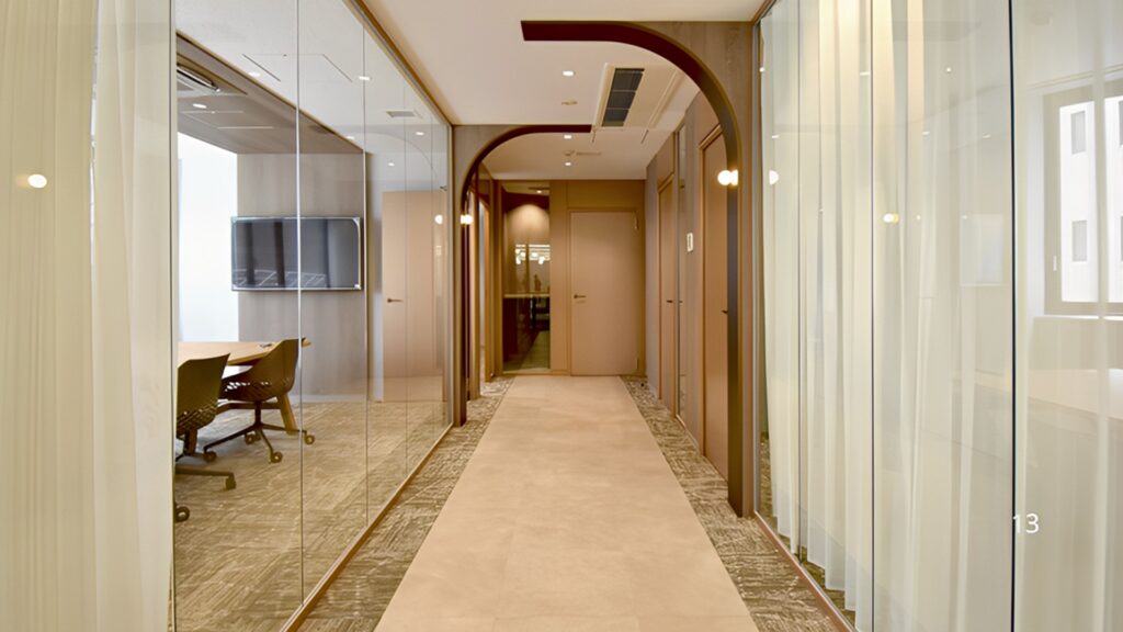 【セットアップ 明治神宮前駅5分】敷金0&会議室3室完備オフィスの写真6