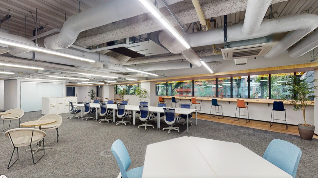 【セットアップ 都庁前駅徒歩6分】会議室2室完備・什器付きで即入居可の写真3