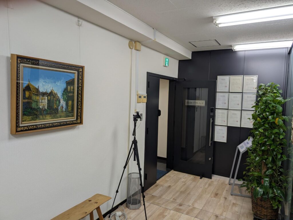 【居抜き 麹町駅徒歩2分】什器譲渡可・会議室2室完備で即業務開始の写真6