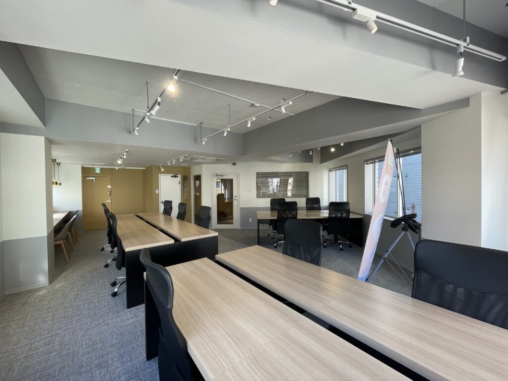 【セットアップ 東日本橋駅徒歩1分】上層階・採光良好な什器付オフィスの写真7