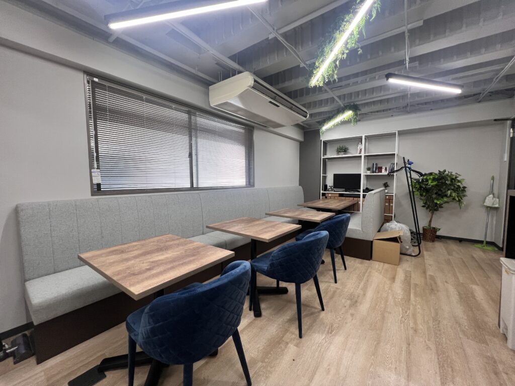 【居抜き 麻布十番駅4分】会議室完備のデザインオフィスで一部什器譲渡も相談可の写真3
