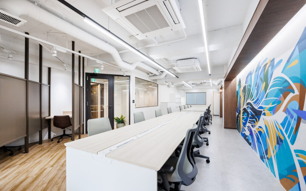 【セットアップ 神保町駅2分】フォンブース設置でWeb会議も快適のデザインオフィスの写真3