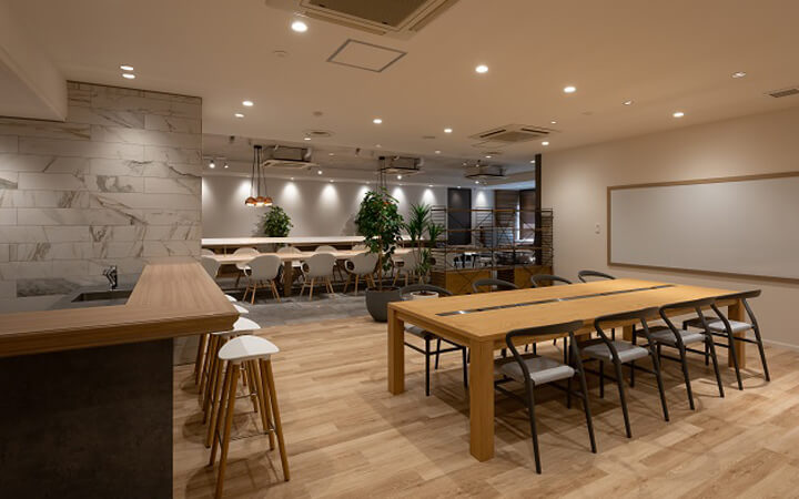 【セットアップ 四谷三丁目駅5分】リノベーションオフィスで快適なビジネス環境を実現