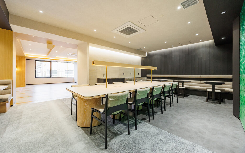 【セットアップ 飯田橋駅7分】会議室・フォンブース完備の洗練された造作済みデザインオフィスの写真1