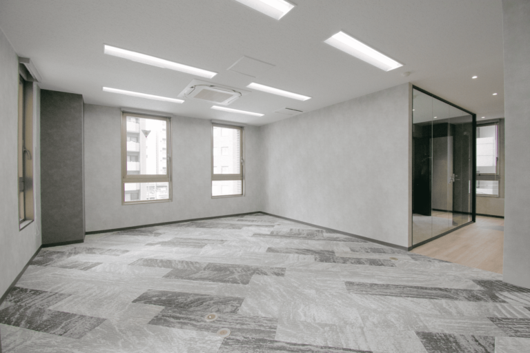 【セットアップ 恵比寿駅7分】会議室とWEBブース完備の自由度の高いワンフロアオフィス