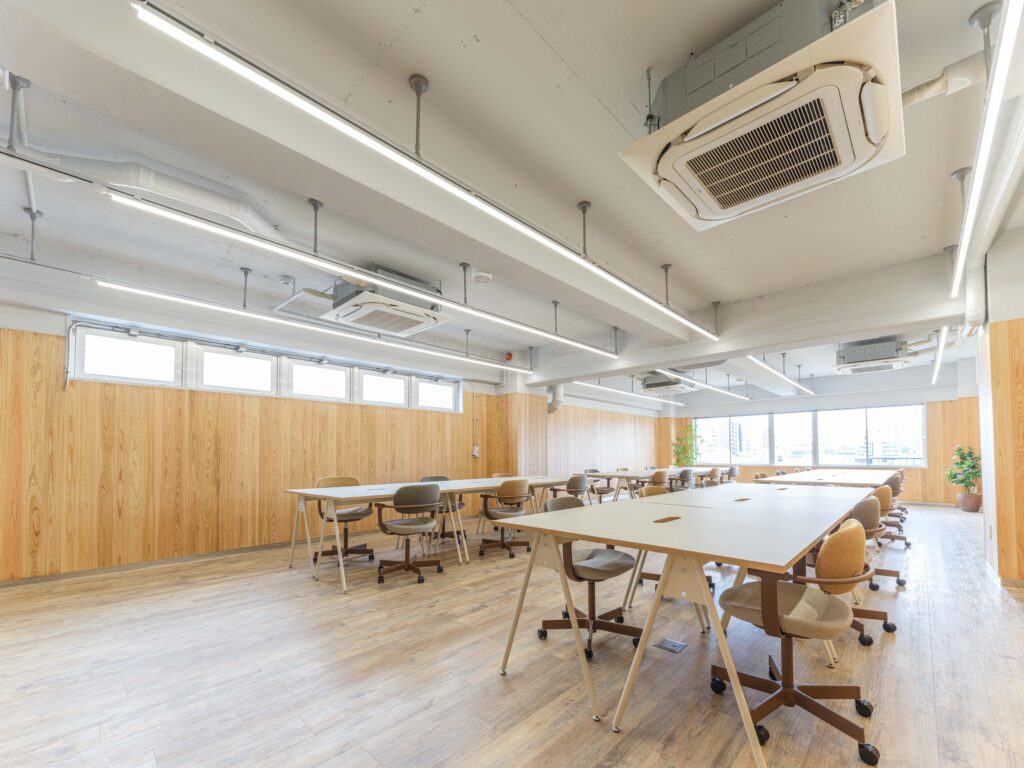 【セットアップ 四谷三丁目駅徒歩2分】会議室2室・什器付きデザインオフィスの写真4